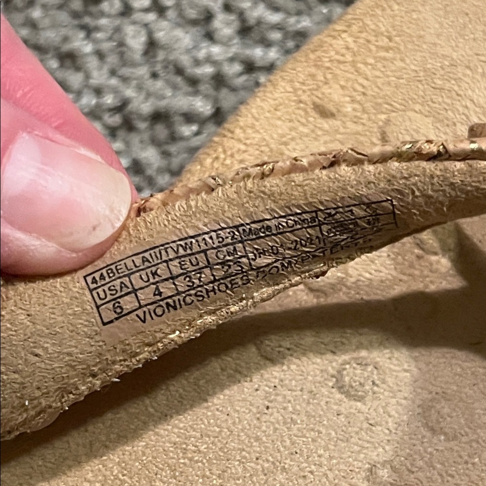 Vionic Bella II sandals tan cork thong sandals size 6 comfort flip flops - Picture 6 of 6